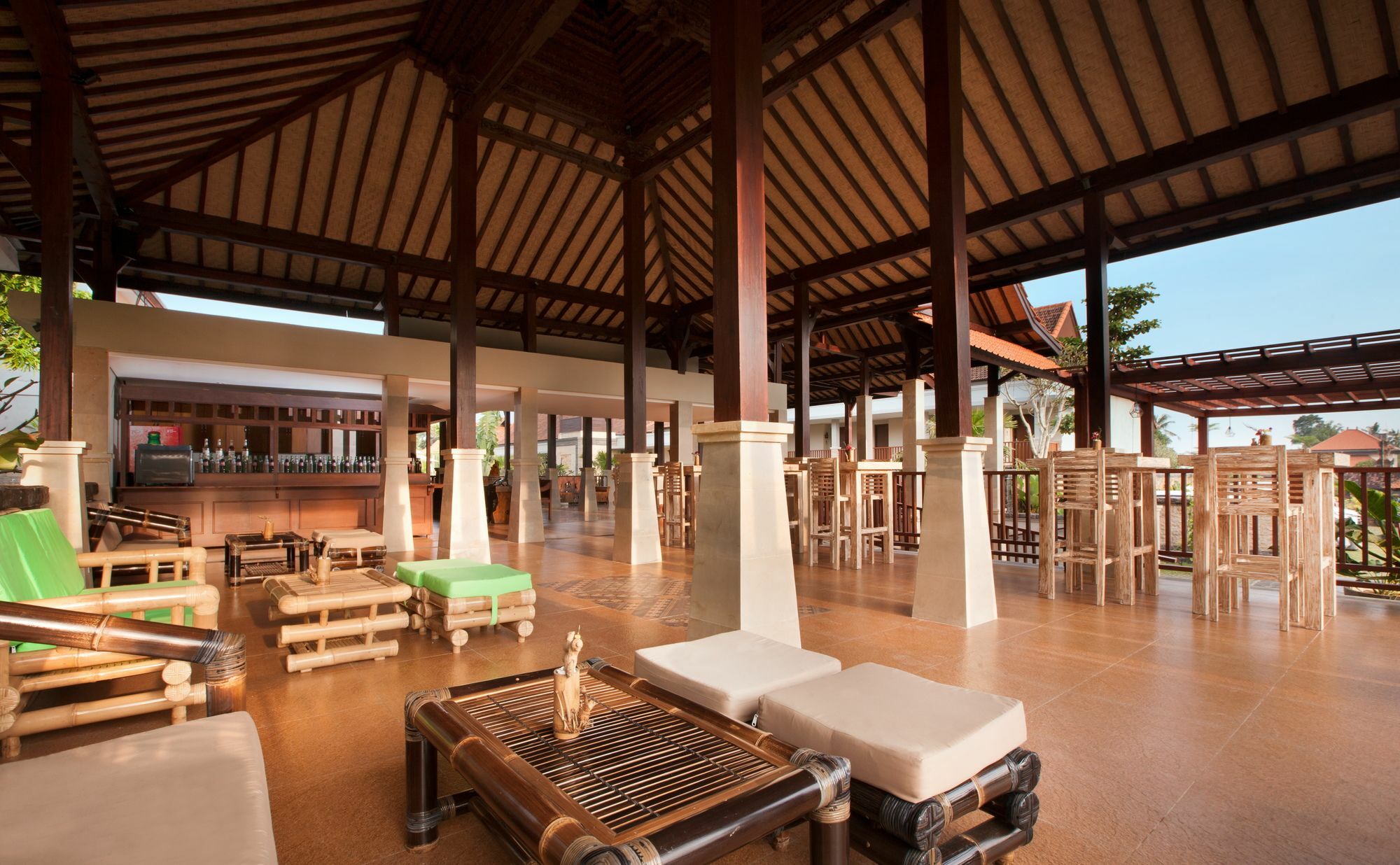 Western Premier Agung Station touristique